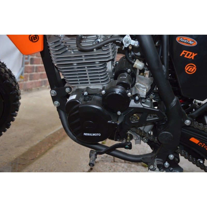 Купить  Мотоцикл Кросс/Эндуро Regulmoto ATHLETE PR 300 19/16, 5 передач, 172FMM, возд. охл. (шт) купить с доставкой по Москве и России, цена, технические характеристики, комплектация фото  - motoserp.ru