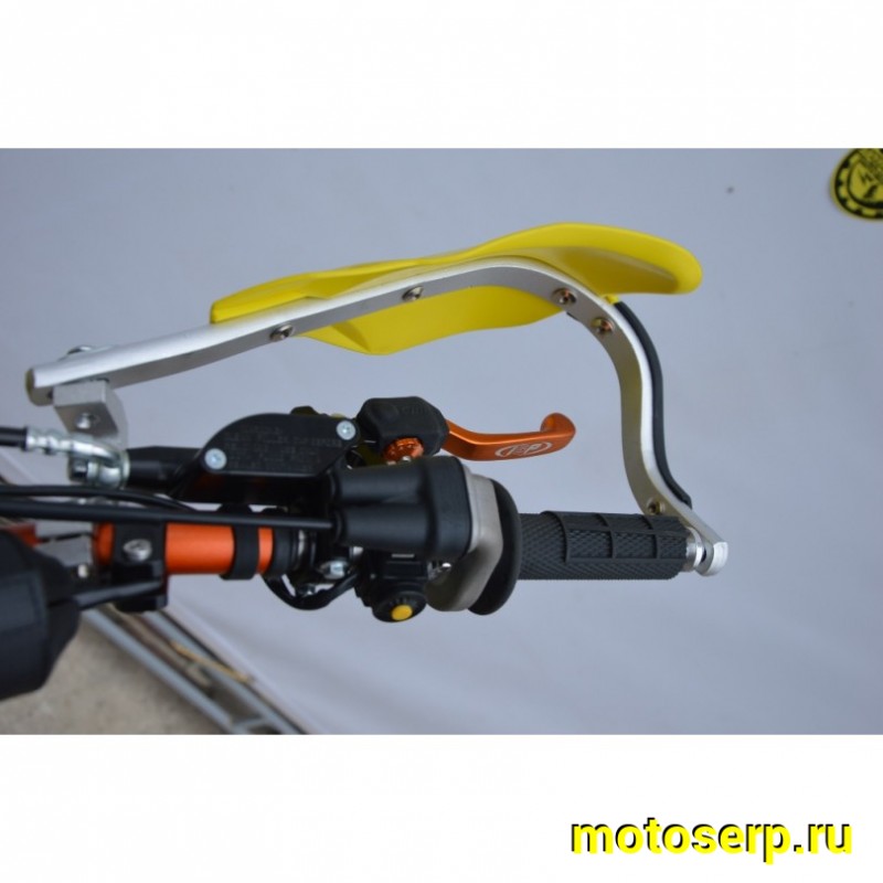 Купить  Мотоцикл Кросс/Эндуро BRZ X5 PR300 Gold 300cc 175FMN-PR300 (спортинв), 21/18, 4T, возд. охлажд. (шт) купить с доставкой по Москве и России, цена, технические характеристики, комплектация фото  - motoserp.ru