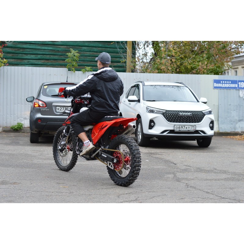 Купить  Мотоцикл Кросс/Эндуро ZUUMAV K8 (NB-300) Выпуск 2023г. (спортинв),  21/18, 4Т, 300cc,  ZS 174MN-5., жидк. охл. (шт) (ZUUMAV купить с доставкой по Москве и России, цена, технические характеристики, комплектация фото  - motoserp.ru
