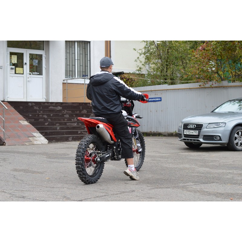 Купить  Мотоцикл Кросс/Эндуро ZUUMAV K8 (NB-300) Выпуск 2023г. (спортинв),  21/18, 4Т, 300cc,  ZS 174MN-5., жидк. охл. (шт) (ZUUMAV купить с доставкой по Москве и России, цена, технические характеристики, комплектация фото  - motoserp.ru