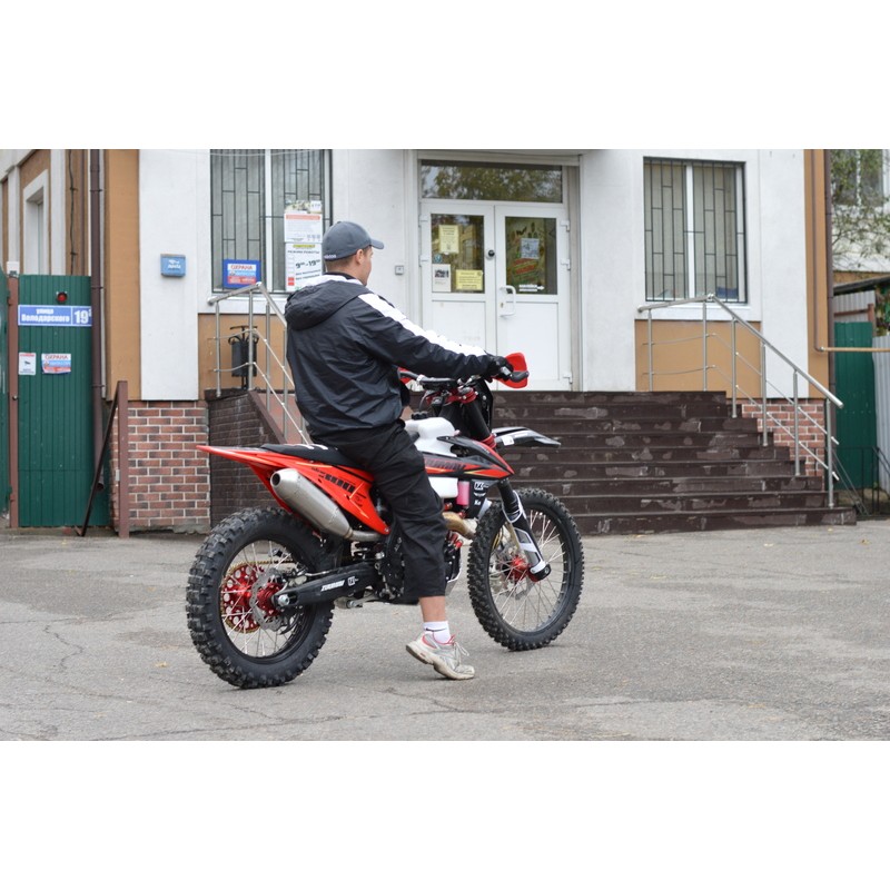 Купить  Мотоцикл Кросс/Эндуро ZUUMAV K8 (NB-300) Выпуск 2023г. (спортинв),  21/18, 4Т, 300cc,  ZS 174MN-5., жидк. охл. (шт) (ZUUMAV купить с доставкой по Москве и России, цена, технические характеристики, комплектация фото  - motoserp.ru