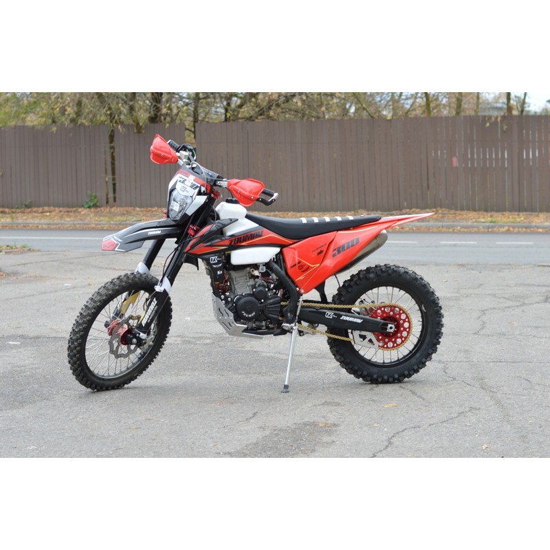 Купить  Мотоцикл Кросс/Эндуро ZUUMAV K8 (NB-300) Выпуск 2023г. (спортинв),  21/18, 4Т, 300cc,  ZS 174MN-5., жидк. охл. (шт) (ZUUMAV купить с доставкой по Москве и России, цена, технические характеристики, комплектация фото  - motoserp.ru