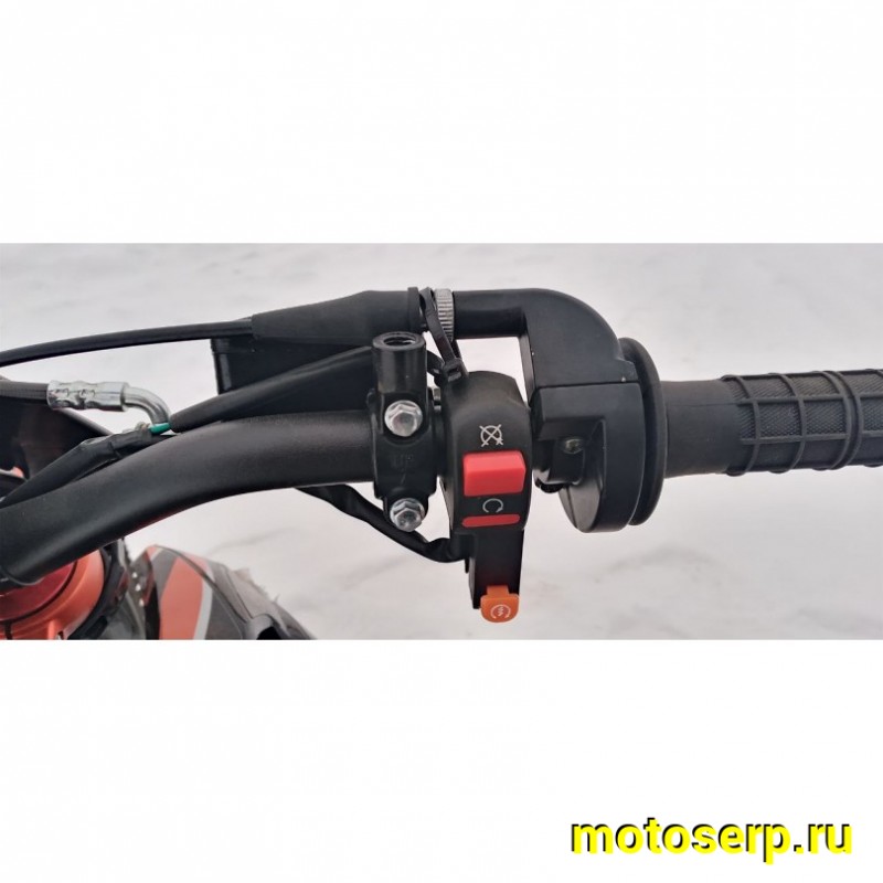 Купить  Мотоцикл Кросс/Эндуро Motoland 250 CRF (спортинв), 21/18,  250сс, 172FMM, 4 такт.,5 перед.,диск. торм. оранжевый (шт) (ML 19907 купить с доставкой по Москве и России, цена, технические характеристики, комплектация фото  - motoserp.ru
