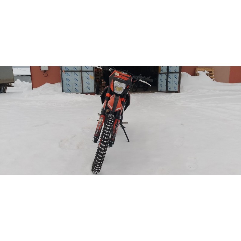 Купить  Мотоцикл Кросс/Эндуро Motoland 250 CRF Выпуск 2023г. (спортинв), 21/18,  250сс, 172FMM, 4 такт.,5 перед.,диск. торм. оранжевый (шт) (ML 19907   (0 купить с доставкой по Москве и России, цена, технические характеристики, комплектация фото  - motoserp.ru