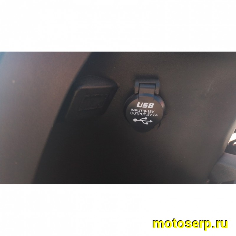 Купить  Скутер VMC RETRO с кофром (Венто Ретро) 50cc; 1,5 местный, 4Т, возд. охлажд., диск/барабан, кол. 10"/10"(шт) 01500 (Vento  купить с доставкой по Москве и России, цена, технические характеристики, комплектация фото  - motoserp.ru