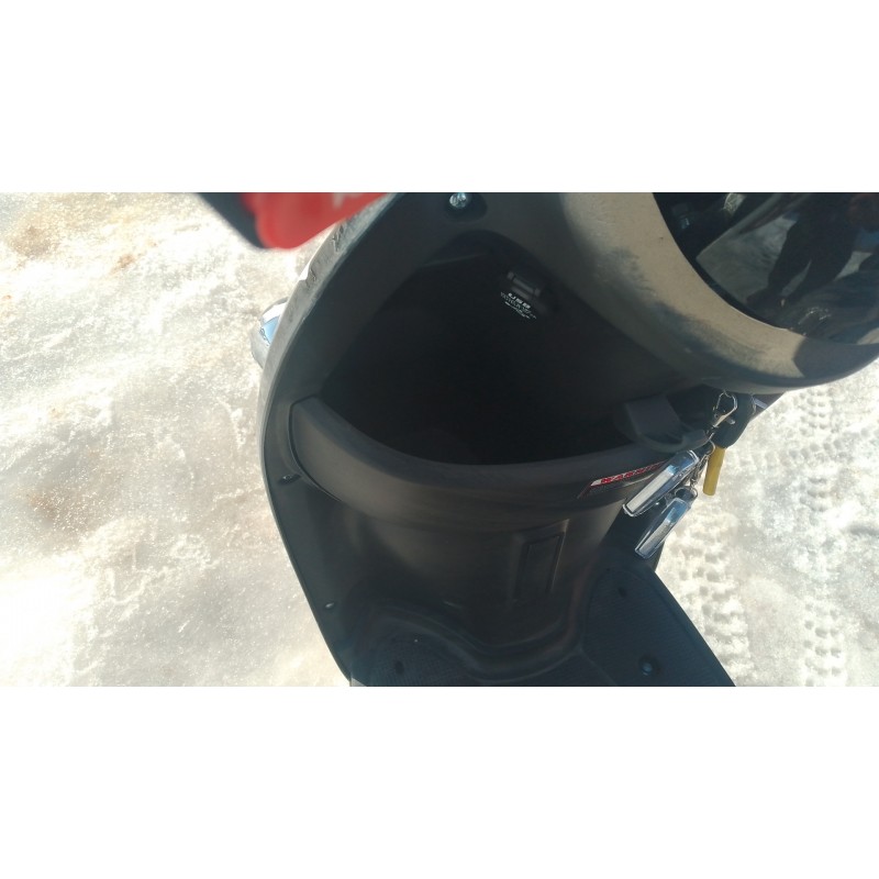 Купить  Скутер VMC RETRO с кофром (Венто Ретро) 50cc; 1,5 местный, 4Т, возд. охлажд., диск/барабан, кол. 10"/10"(шт) 01500 (Vento  купить с доставкой по Москве и России, цена, технические характеристики, комплектация фото  - motoserp.ru
