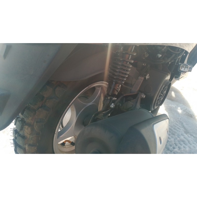 Купить  Скутер VMC RETRO с кофром (Венто Ретро) 50cc; 1,5 местный, 4Т, возд. охлажд., диск/барабан, кол. 10"/10"(шт) 01500 (Vento  купить с доставкой по Москве и России, цена, технические характеристики, комплектация фото  - motoserp.ru