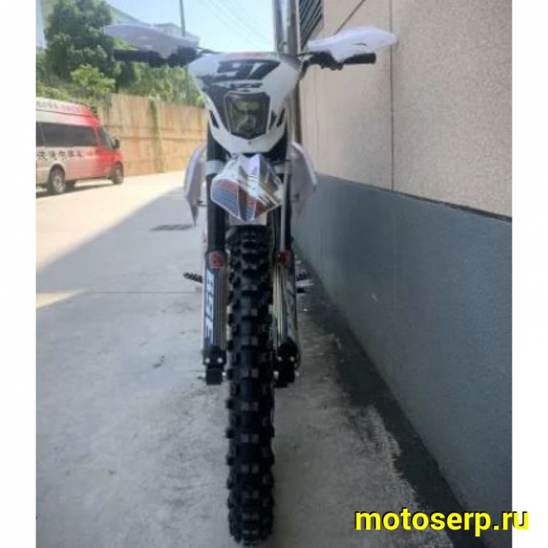 Купить  Мотоцикл Кросс/Эндуро BSE Z2 21/18 Roqvi Orange (спортинв) , карб, возд.охл., диск/диск кол. (шт)   купить с доставкой по Москве и России, цена, технические характеристики, комплектация фото  - motoserp.ru