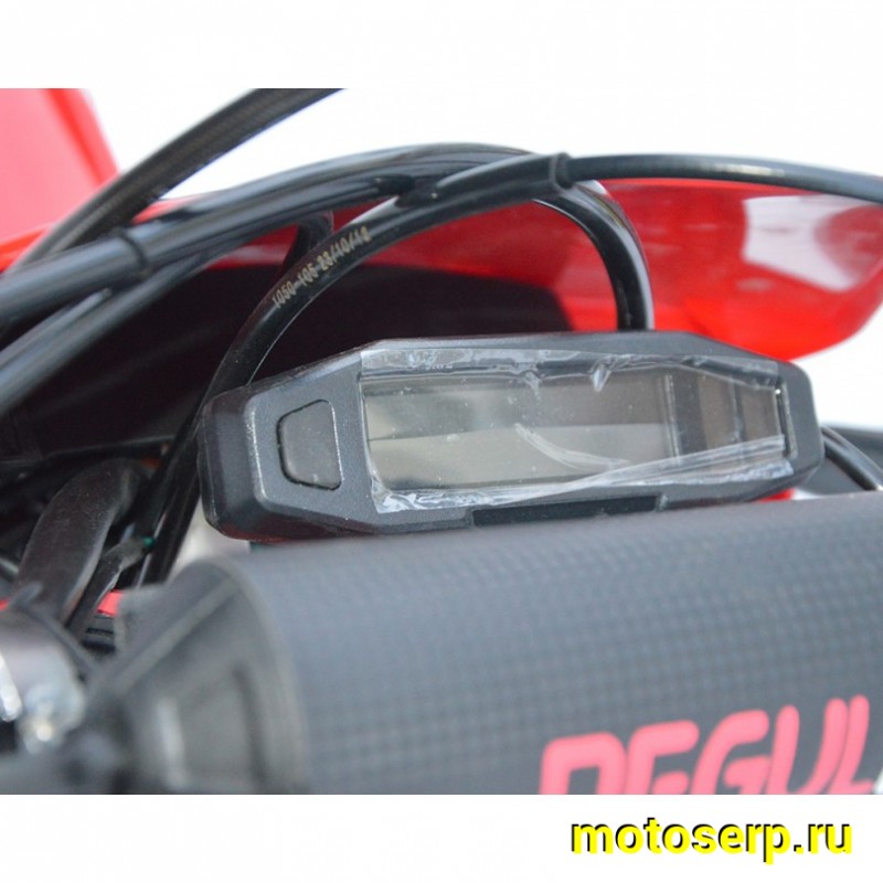 Купить  Мотоцикл Кросс/Эндуро Regulmoto Holeshot Red Edition 175FMM-5PR (ЭПТС) 300cc балан.,6КПП, 4V,подв. сж/отб KKE 2катр. 47мм (ЭПТС) (шт) купить с доставкой по Москве и России, цена, технические характеристики, комплектация фото  - motoserp.ru