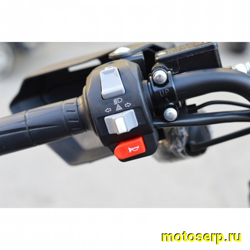 Купить  Скутер MM TANK VECTOR (Вектор) 50cc, 4Т,возд. охл. ,торм. диск/диск., дуги, перед кофр (шт) 01250 (MM 49042  купить с доставкой по Москве и России, цена, технические характеристики, комплектация фото  - motoserp.ru