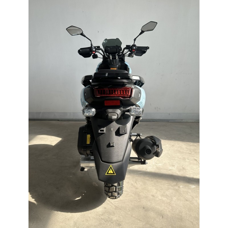 Купить  Скутер MM TANK VECTOR (Вектор) 50cc, 4Т,возд. охл. ,торм. диск/диск., дуги, перед кофр (шт) 01250 (MM 49042  купить с доставкой по Москве и России, цена, технические характеристики, комплектация фото  - motoserp.ru
