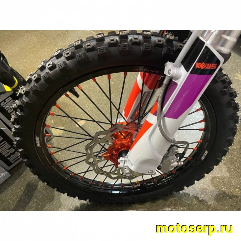 Купить  Мотоцикл Кросс/Эндуро KEWS K23 NC300S (CARB) 21/18 (спортинв) 300сс, ZS182MN NC300S Рама К10, дизайн КТМ 2024г (шт) купить с доставкой по Москве и России, цена, технические характеристики, комплектация фото  - motoserp.ru