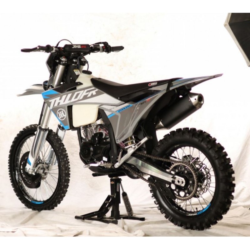 Купить  Мотоцикл Кросс/Эндуро JHL ZR3 (спортинв) 300сс, ZS175FMN CB300RL , 21"/18", пластик и рама (К10) - реплика КТМ 2024г! (шт) (0 купить с доставкой по Москве и России, цена, технические характеристики, комплектация фото  - motoserp.ru