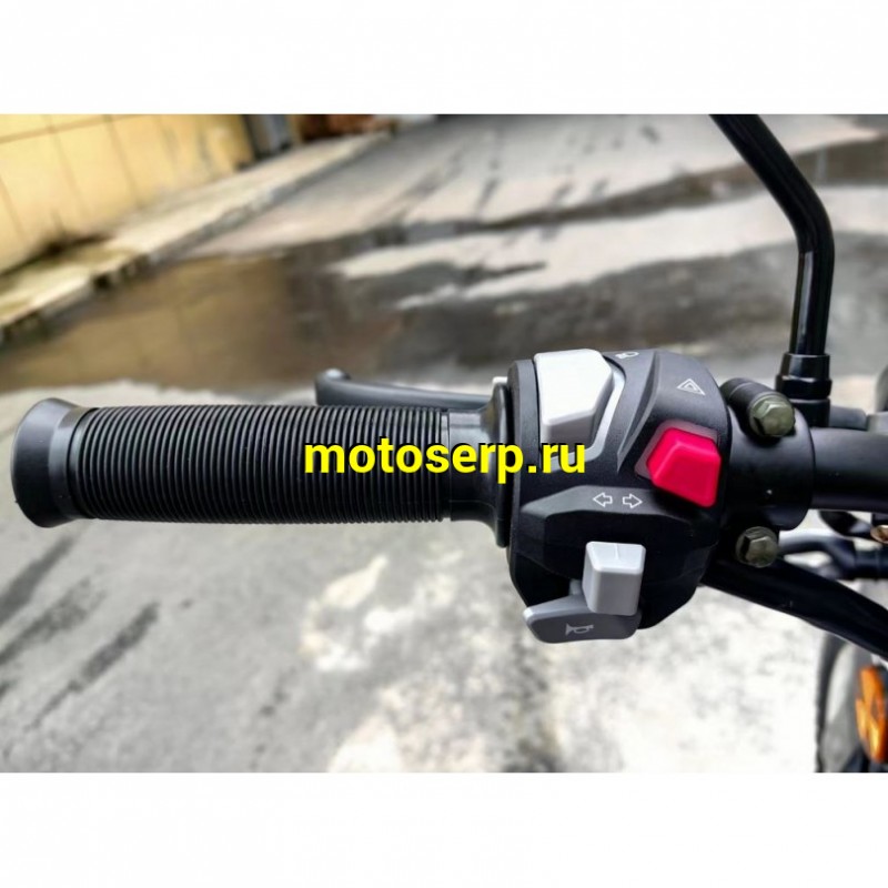 Купить  Мопед Regulmoto Alpha (RM-5) Черный глянец 4Т; 50cc;  колеса 17/17"литые; 4пер, диск/диск, LED фара, USB-порт (шт) 01250 (ФОТО купить с доставкой по Москве и России, цена, технические характеристики, комплектация фото  - motoserp.ru