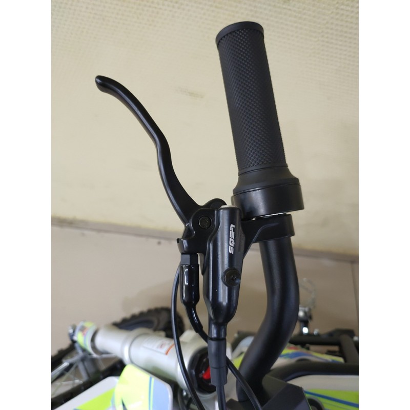 Купить  Электрокомплект Пит. FX MOTO Е1 2000 Ват, 60V 18.2Ah, колеса перед 14"/заднее 12", два аморт.,тормоза гидр.Disk (шт) купить с доставкой по Москве и России, цена, технические характеристики, комплектация фото  - motoserp.ru
