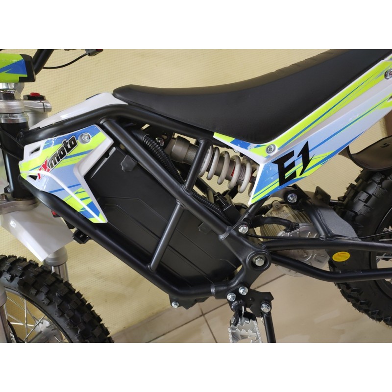 Купить  Электрокомплект Пит. FX MOTO Е1 2000 Ват, 60V 18.2Ah, колеса перед 14"/заднее 12", два аморт.,тормоза гидр.Disk (шт) купить с доставкой по Москве и России, цена, технические характеристики, комплектация фото  - motoserp.ru