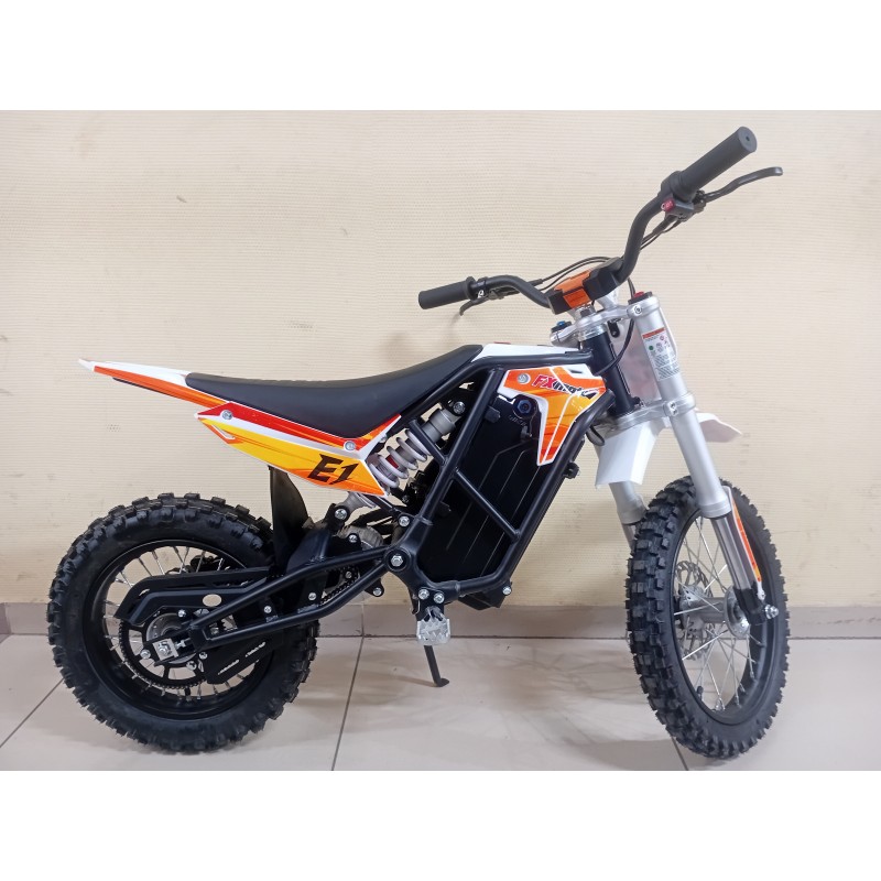 Купить  Электрокомплект Пит. FX MOTO Е1 2000 Ват, 60V 18.2Ah, колеса перед 14"/заднее 12", два аморт.,тормоза гидр.Disk (шт) купить с доставкой по Москве и России, цена, технические характеристики, комплектация фото  - motoserp.ru