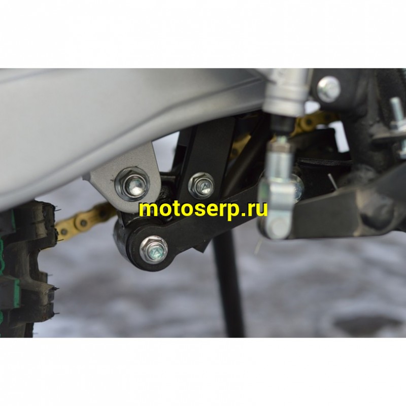 Купить  Мотоцикл Кросс/Эндуро Regulmoto Sport-003 PR PRO (4 valves) 6 передач (Черный/красный) (шт)  купить с доставкой по Москве и России, цена, технические характеристики, комплектация фото  - motoserp.ru