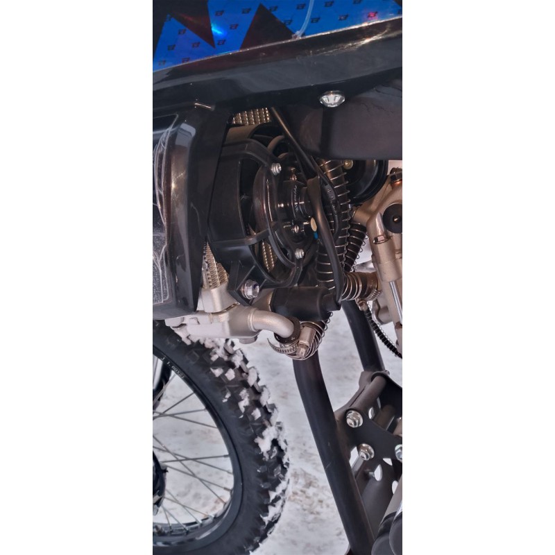Купить  Мотоцикл Кросс/Эндуро BRZ X6 CBS 300 (174MN-3) Выпуск 2024г. (спортинв) (шт)  купить с доставкой по Москве и России, цена, технические характеристики, комплектация фото  - motoserp.ru