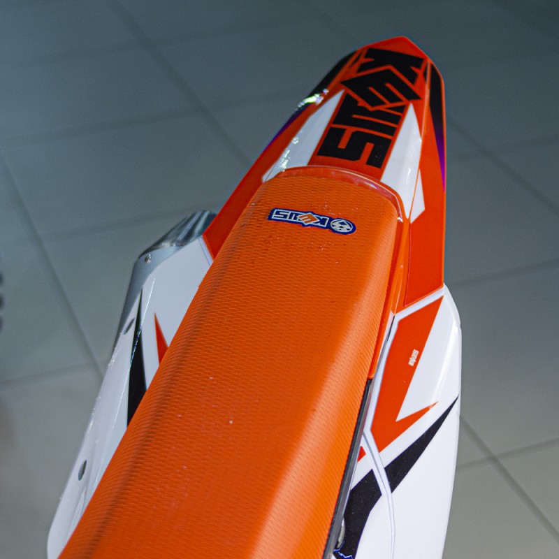 Купить  Мотоцикл Кросс/Эндуро KEWS K23 PR300 21/18 (спортинв) Рама К10, дизайн КТМ 2024г ZS175FMN PR (шт) (ФОТО купить с доставкой по Москве и России, цена, технические характеристики, комплектация фото  - motoserp.ru