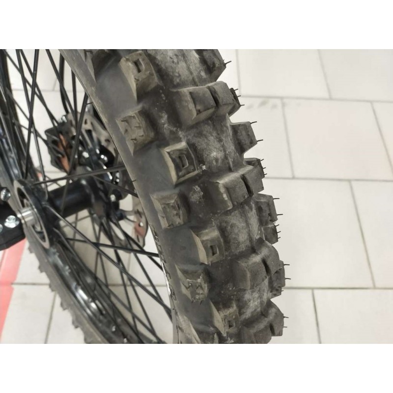 Купить  Мотоцикл Кросс/Эндуро BSE T5 Black Twister, пробег 10 м.ч. (шт)   купить с доставкой по Москве и России, цена, технические характеристики, комплектация фото  - motoserp.ru