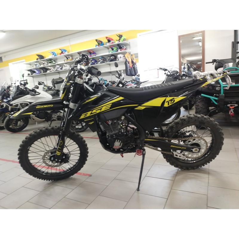 Купить  Мотоцикл Кросс/Эндуро BSE T5 Black Twister, пробег 10 м.ч. (шт)   купить с доставкой по Москве и России, цена, технические характеристики, комплектация фото  - motoserp.ru