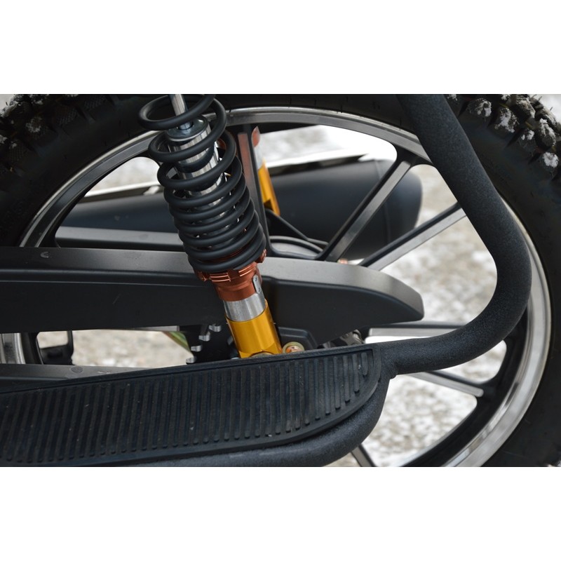 Купить  Мопед Alpha Jaguar RS Sport  4Т; 50cc; колеса 17/17"литые; 4пер, эл. старт; диск/бар, обтекатель, пеги (шт) 01250 (ФОТО купить с доставкой по Москве и России, цена, технические характеристики, комплектация фото  - motoserp.ru