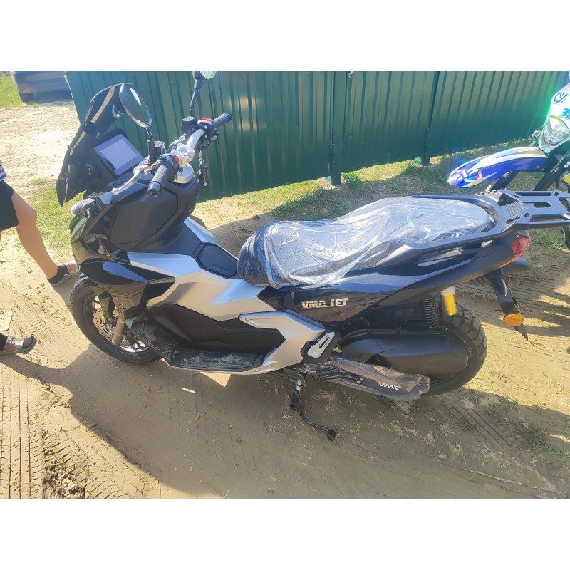 Купить  Скутер VMC JET 50 (Венто Джет 50) 50cc; 1,5 местный, 4Т, возд. охлажд., диск/диск, кол. 14"/13" Без чехла (шт) 01700 (Vento  купить с доставкой по Москве и России, цена, технические характеристики, комплектация фото  - motoserp.ru