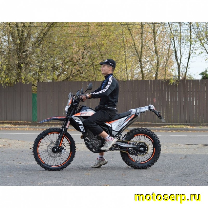 Купить  Мотоцикл Кросс/Эндуро Regulmoto CR-X 300 (ЭПТС) 6 Gear (без кикстартера) 21/18 Zongshen 175FMM PR300, балансир, перо 41мм, все регулировки (шт)  купить с доставкой по Москве и России, цена, технические характеристики, комплектация фото  - motoserp.ru