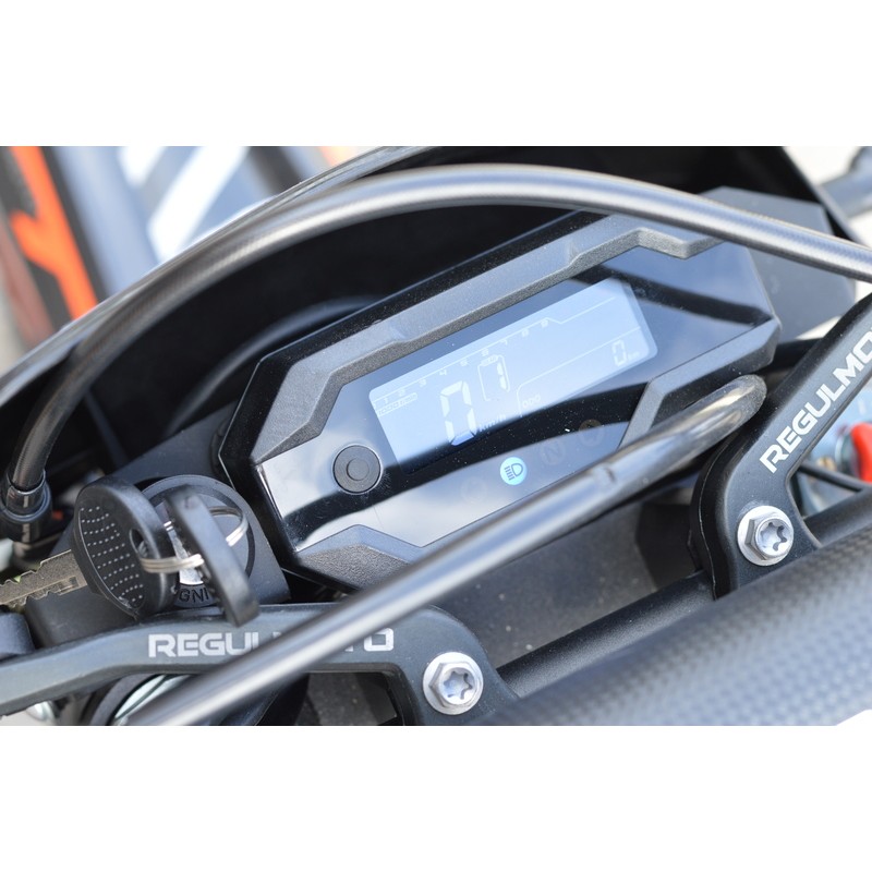 Купить  Мотоцикл Кросс/Эндуро Regulmoto CR-X 300 (ЭПТС) 6 Gear (без кикстартера) 21/18 Zongshen 175FMM PR300, балансир, перо 41мм, все регулировки (шт)  купить с доставкой по Москве и России, цена, технические характеристики, комплектация фото  - motoserp.ru
