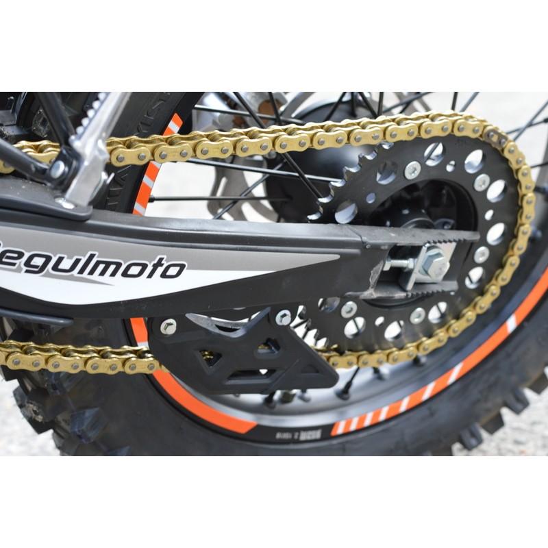 Купить  Мотоцикл Кросс/Эндуро Regulmoto CR-X 300 (ЭПТС) 6 Gear (без кикстартера) 21/18 Zongshen 175FMM PR300, балансир, перо 41мм, все регулировки (шт)  купить с доставкой по Москве и России, цена, технические характеристики, комплектация фото  - motoserp.ru