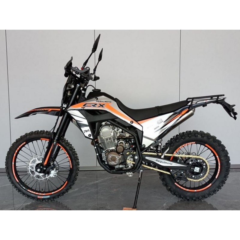 Купить  Мотоцикл Кросс/Эндуро Regulmoto CR-X 300 (ЭПТС) 6 Gear (без кикстартера) 21/18 Zongshen 175FMM PR300, балансир, перо 41мм, все регулировки (шт)  купить с доставкой по Москве и России, цена, технические характеристики, комплектация фото  - motoserp.ru