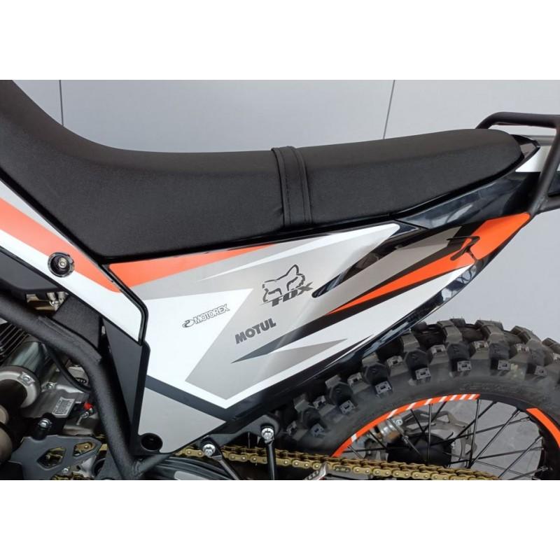 Купить  Мотоцикл Кросс/Эндуро Regulmoto CR-X 300 (ЭПТС) 6 Gear (без кикстартера) 21/18 Zongshen 175FMM PR300, балансир, перо 41мм, все регулировки (шт)  купить с доставкой по Москве и России, цена, технические характеристики, комплектация фото  - motoserp.ru