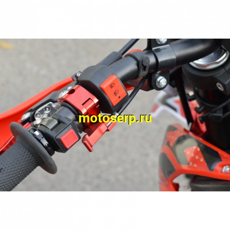 Купить  Мотоцикл Кросс/Эндуро BRZ MX5 PR300 RED (спортинв) 300сс, 175АFMM PR, балансир, 21/18,  (шт)  купить с доставкой по Москве и России, цена, технические характеристики, комплектация фото  - motoserp.ru