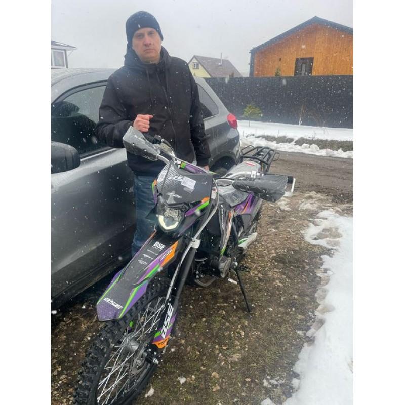 Купить  Мотоцикл Кросс/Эндуро BSE Z3 V 21/18 Flash (015) 250cc (спортинв)  ZS172FMM-5 (PR250) 21/18 (шт)  (ФОТО купить с доставкой по Москве и России, цена, технические характеристики, комплектация фото  - motoserp.ru