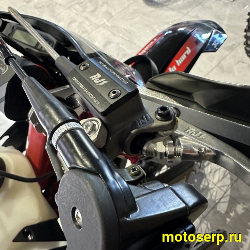 Купить  Мотоцикл Кросс/Эндуро Ajerra SAGAI K10 300сс, CB300RL ZS175FMN 21/18", 6 пер. (шт)  купить с доставкой по Москве и России, цена, технические характеристики, комплектация фото  - motoserp.ru