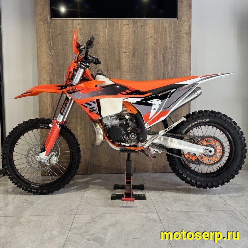 Купить  Мотоцикл Кросс/Эндуро Ajerra EAGLE 320сс, 2Т, 21/18", 6 пер. К10. (шт) купить с доставкой по Москве и России, цена, технические характеристики, комплектация фото  - motoserp.ru