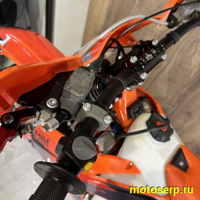 Купить  Мотоцикл Кросс/Эндуро Ajerra EAGLE 320сс, 2Т, 21/18", 6 пер. К10. (шт) купить с доставкой по Москве и России, цена, технические характеристики, комплектация фото  - motoserp.ru