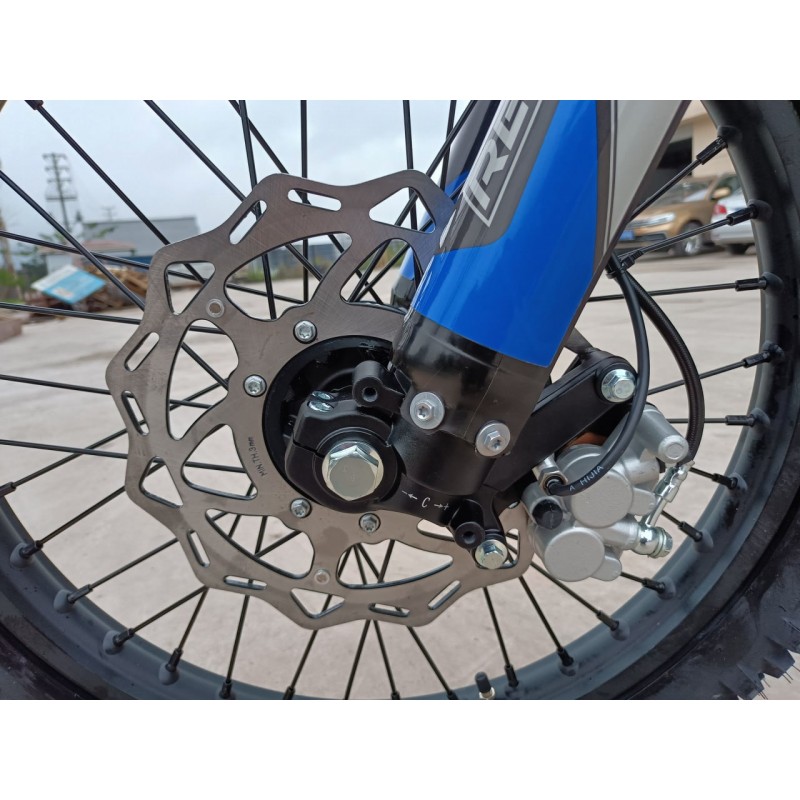 Купить  Мотоцикл Кросс/Эндуро Regulmoto ATHLETE PRO 300 NEW (4 valves) 6 передач, 21/18" 43 перо. Выпуск 2024г. (шт) (ФОТО купить с доставкой по Москве и России, цена, технические характеристики, комплектация фото  - motoserp.ru
