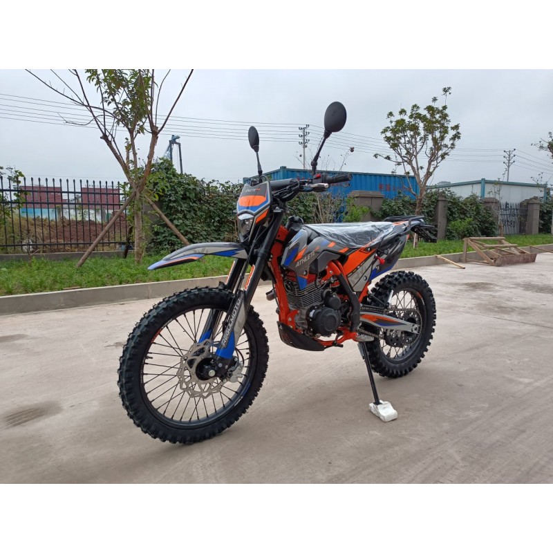 Купить  Мотоцикл Кросс/Эндуро Regulmoto ATHLETE PRO 300 NEW (4 valves) 6 передач, 21/18" 43 перо. Выпуск 2024г. (шт) (ФОТО купить с доставкой по Москве и России, цена, технические характеристики, комплектация фото  - motoserp.ru