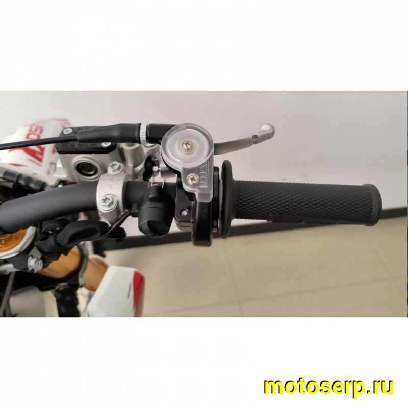 Купить  Мотоцикл Кросс/Эндуро BSE Koshine KE320 21/18 S 5 HUS (спортинв) 320сс , 2Т, 21/18"   (шт) (фото купить с доставкой по Москве и России, цена, технические характеристики, комплектация фото  - motoserp.ru