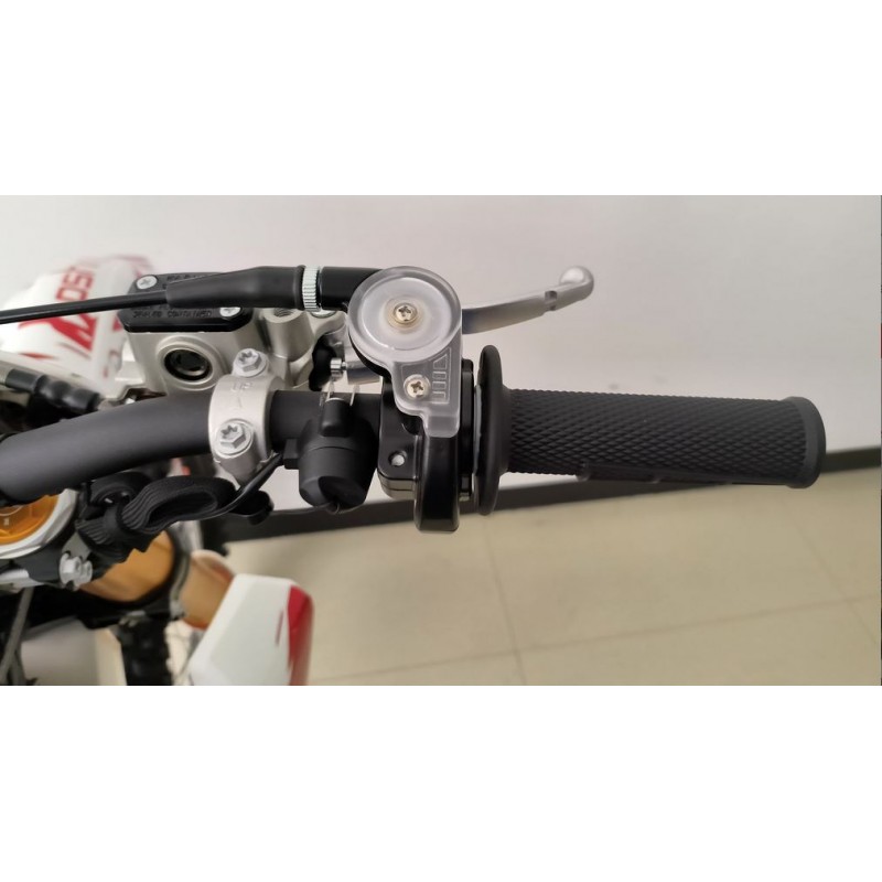 Купить  Мотоцикл Кросс/Эндуро BSE Koshine KE320 21/18 S 5 HUS (спортинв) 320сс , 2Т, 21/18"   (шт) (фото купить с доставкой по Москве и России, цена, технические характеристики, комплектация фото  - motoserp.ru