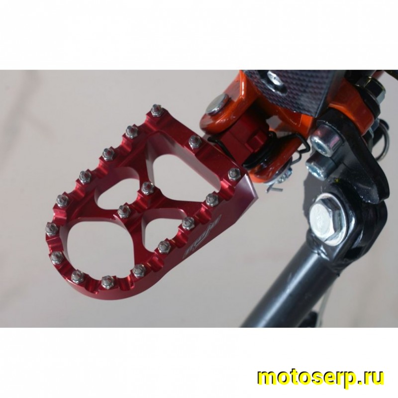 Купить  Мотоцикл Кросс/Эндуро BSE T9 Red Arrow 300сс, (TYX300SR) 21/18,  FASTACE, призер SEA TO SKY (шт)  купить с доставкой по Москве и России, цена, технические характеристики, комплектация фото  - motoserp.ru