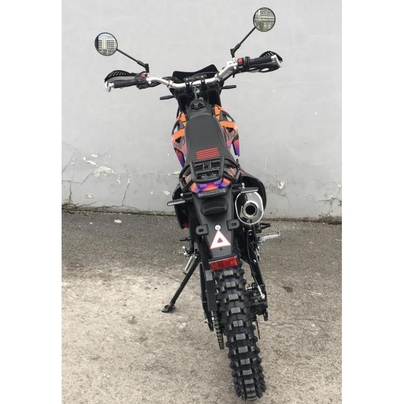 Купить  Мотоцикл Кросс/Эндуро Racer ZWC2-300B Booster (ПТС) 173FMM, 23,1л.с. 21/18" (шт)  купить с доставкой по Москве и России, цена, технические характеристики, комплектация фото  - motoserp.ru