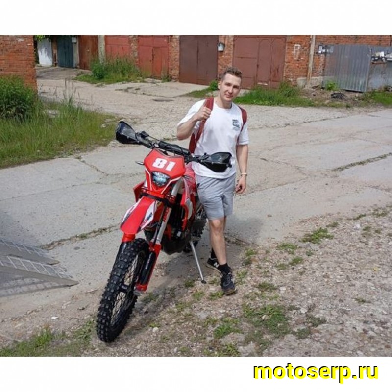 Купить  Мотоцикл Кросс/Эндуро Regulmoto Holeshot Red Edition 175FMM-5PR (спортинв) 300cc балан.,6КПП, 4V,подв. сж/отб KKE 2катр. 47мм (шт) купить с доставкой по Москве и России, цена, технические характеристики, комплектация фото  - motoserp.ru