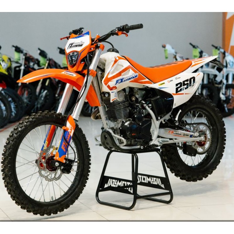 Купить  Мотоцикл Кросс/Эндуро FX MOTO YZ-250 CB250D 21/18" (шт)  (ZUUMAV купить с доставкой по Москве и России, цена, технические характеристики, комплектация фото  - motoserp.ru