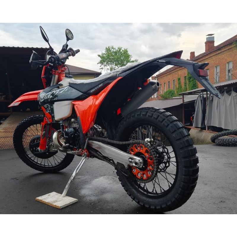 Купить  Мотоцикл Кросс/Эндуро Regulmoto Lanza 2Т (ЭПТС) DT230 , подвеска HTW (Без Прогрессии) Покрышки на выбор: эндуро/турэндуро (шт) купить с доставкой по Москве и России, цена, технические характеристики, комплектация фото  - motoserp.ru