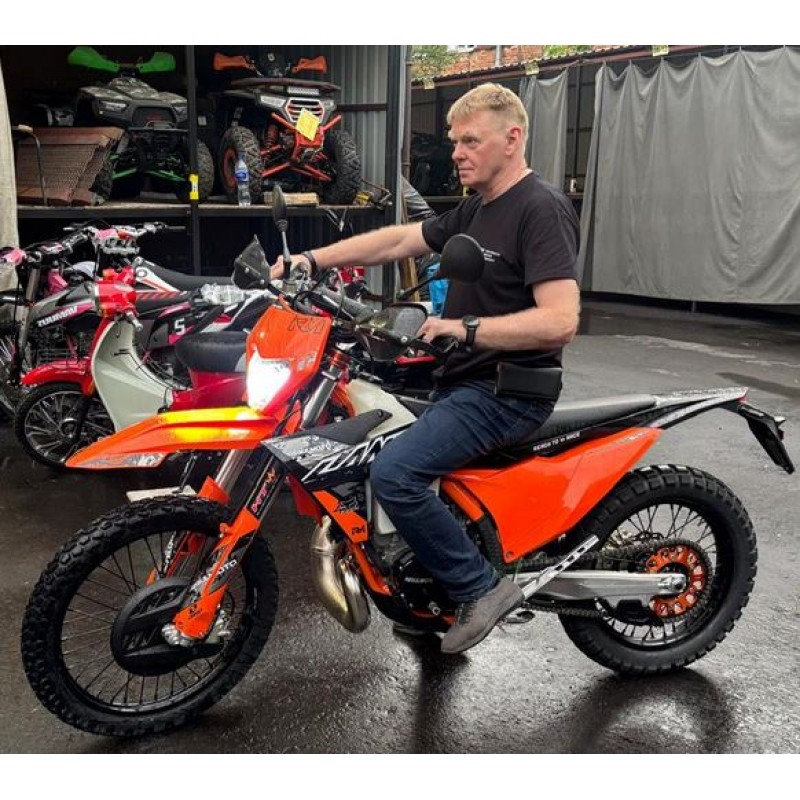 Купить  Мотоцикл Кросс/Эндуро Regulmoto Lanza 2Т (ЭПТС) DT230 , подвеска HTW (Без Прогрессии) Покрышки на выбор: эндуро/турэндуро (шт) купить с доставкой по Москве и России, цена, технические характеристики, комплектация фото  - motoserp.ru