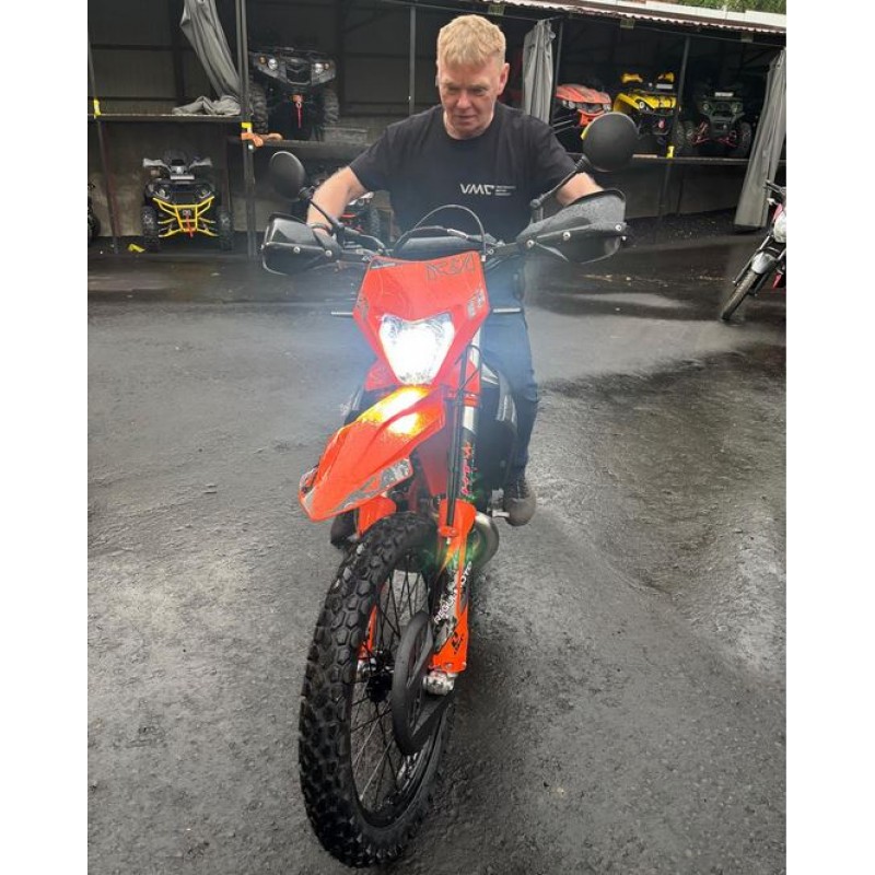Купить  Мотоцикл Кросс/Эндуро Regulmoto Lanza 2Т (ЭПТС) DT230 , подвеска HTW (Без Прогрессии) Покрышки на выбор: эндуро/турэндуро (шт) купить с доставкой по Москве и России, цена, технические характеристики, комплектация фото  - motoserp.ru
