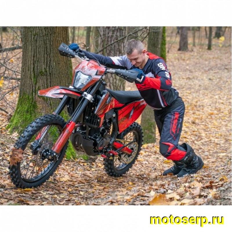 Купить  Мотоцикл Кросс/Эндуро BSE T4 Red (ZS172FMM-5) PR250cc  21/18"  (шт)   купить с доставкой по Москве и России, цена, технические характеристики, комплектация фото  - motoserp.ru